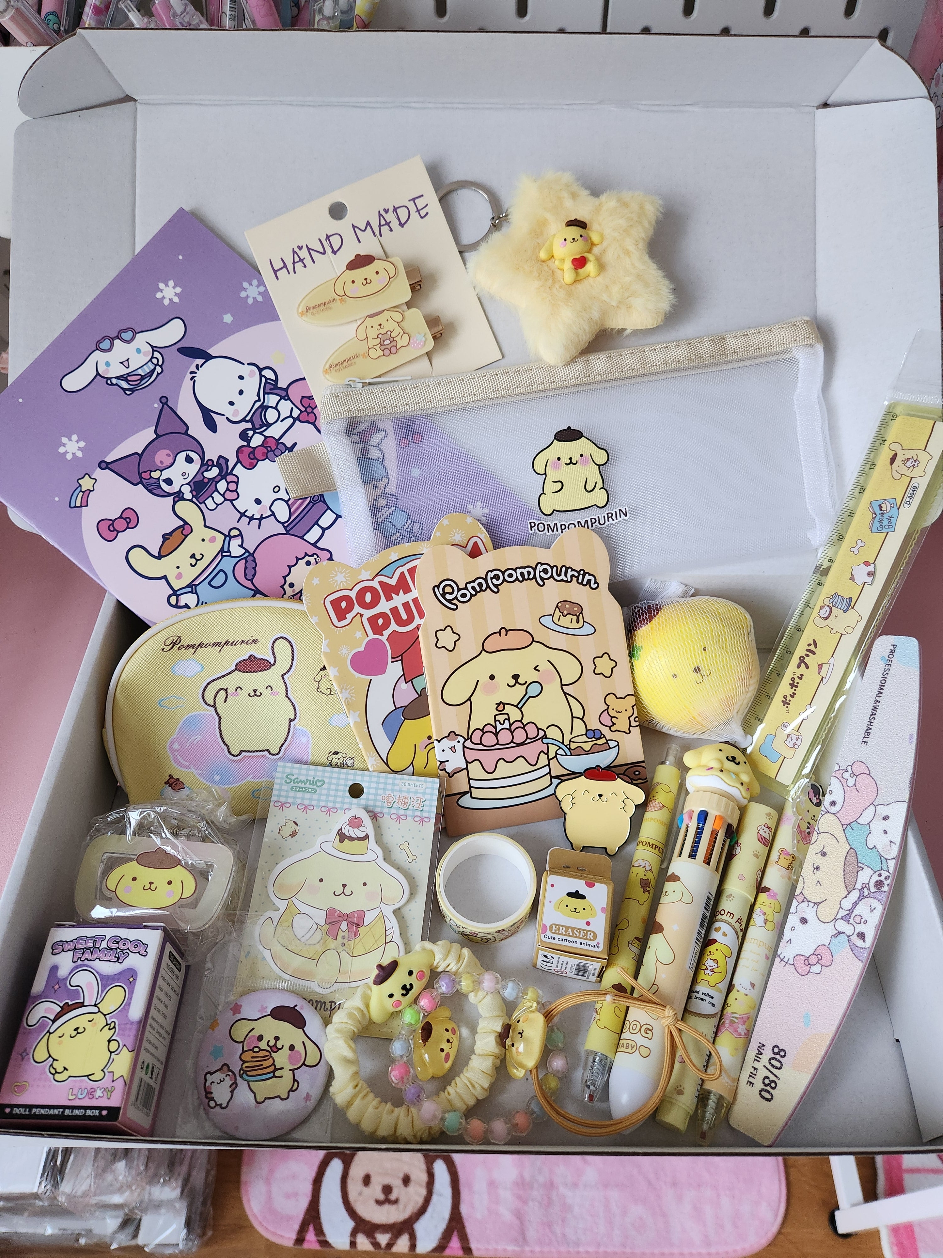 Box pompompurin